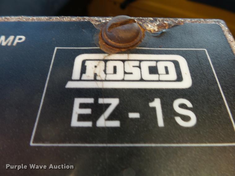 image for item DA2503 1996 International 4900 oil distributor truck