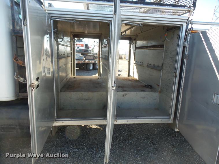 image for item DA3768 2000 International 4700 service truck