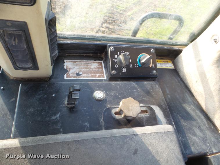 image for item DA5152 2001 Caterpillar 973C track loader