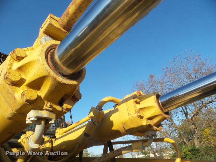 image for item DA5152 2001 Caterpillar 973C track loader