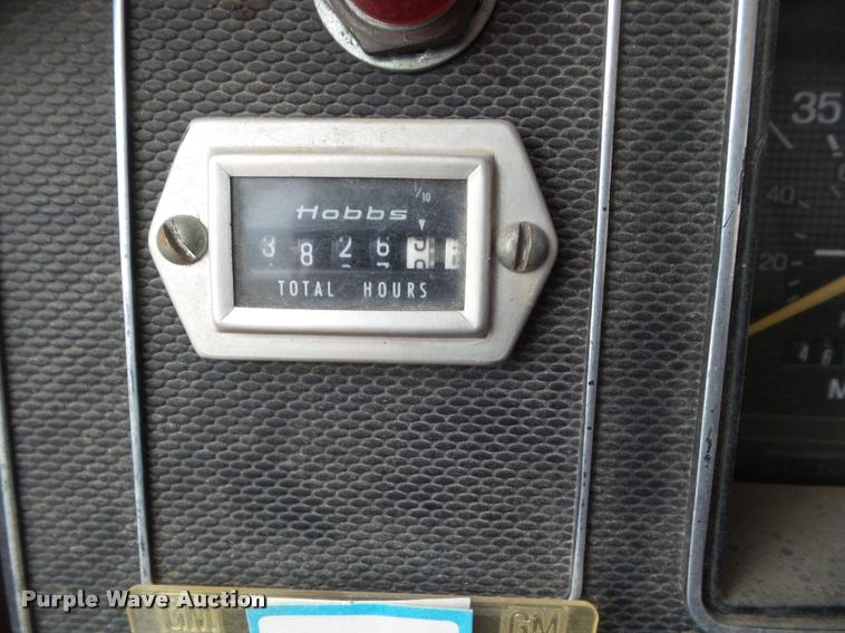 image for item DA5153 1985 Ford F700 bucket truck