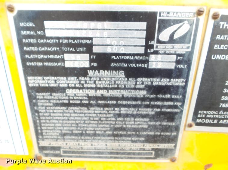 image for item DA5153 1985 Ford F700 bucket truck