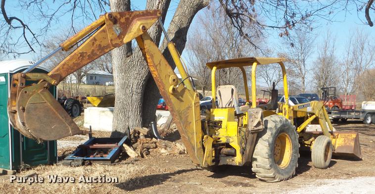 image for item DA5237 John Deere 300B backhoe