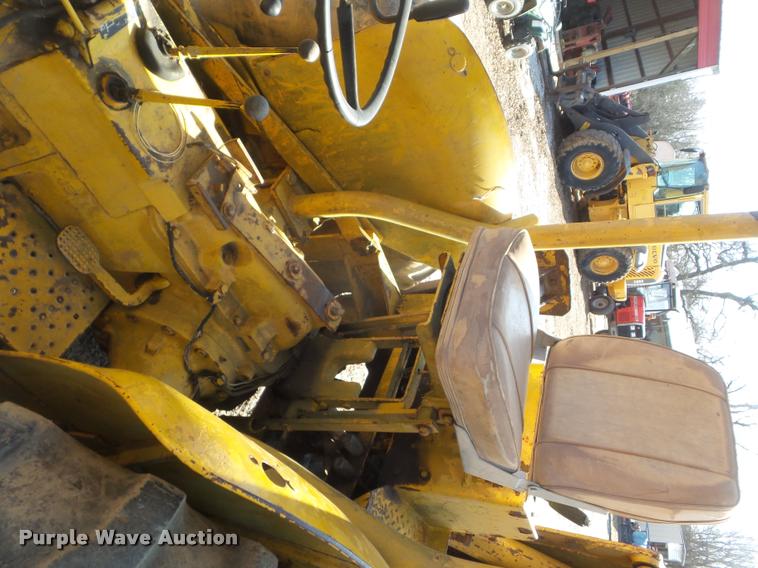 image for item DA5237 John Deere 300B backhoe