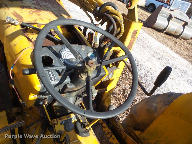 image for item DA5237 John Deere 300B backhoe