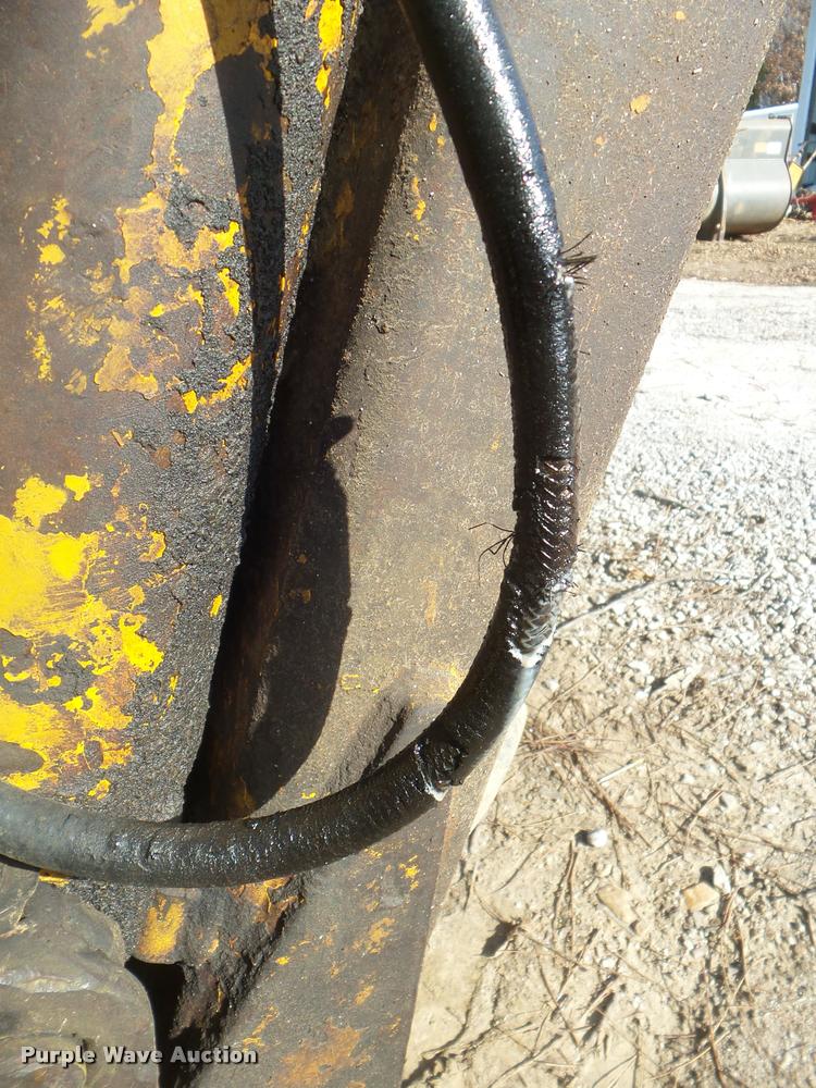 image for item DA5237 John Deere 300B backhoe