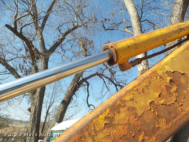 image for item DA5237 John Deere 300B backhoe