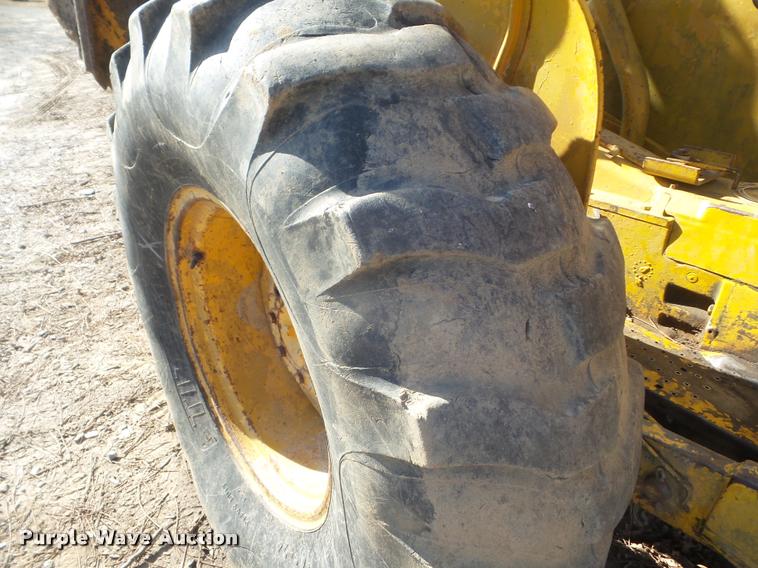 image for item DA5237 John Deere 300B backhoe