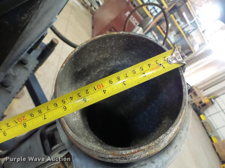 image for item DA5782 Guzzler sludge pump