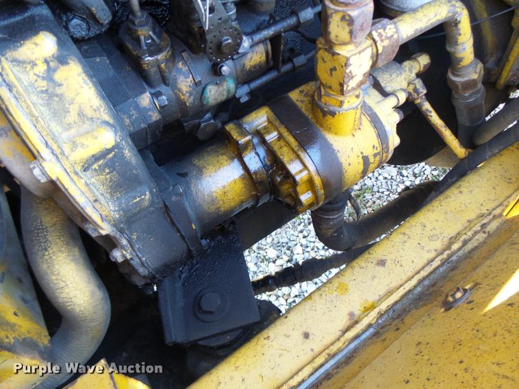 image for item DA9294 Allis Chalmers 700-D rough terrain forklift