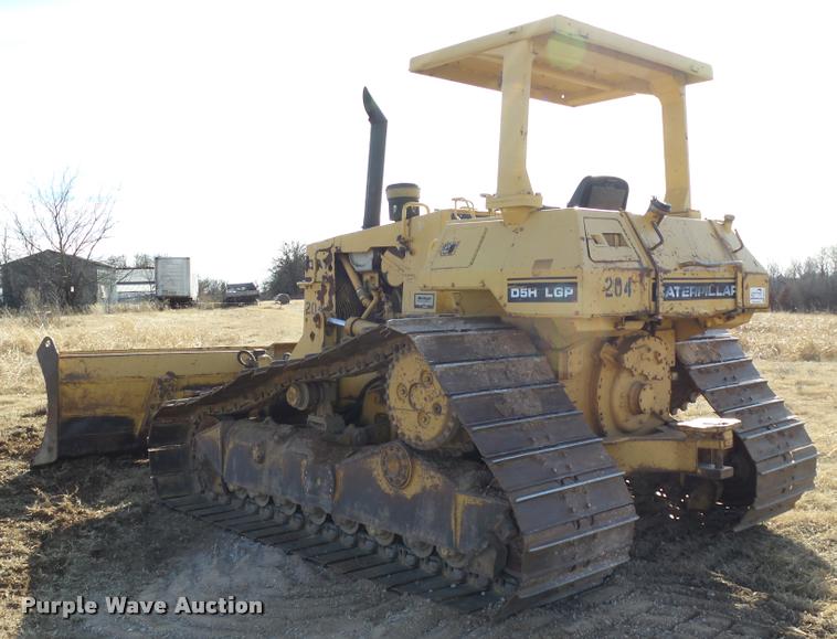 image for item DB0111 1988 Caterpillar D5H LGP dozer