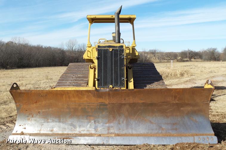image for item DB0111 1988 Caterpillar D5H LGP dozer