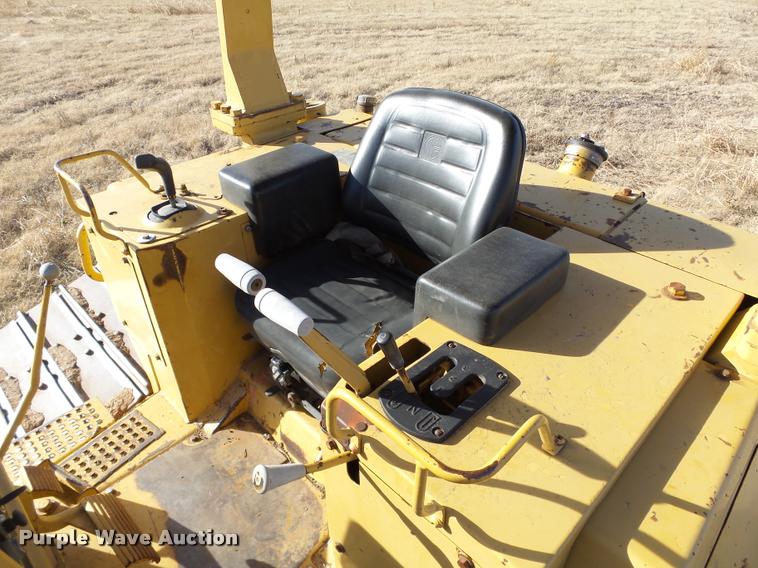 image for item DB0111 1988 Caterpillar D5H LGP dozer