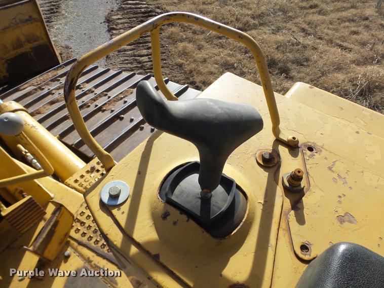 image for item DB0111 1988 Caterpillar D5H LGP dozer