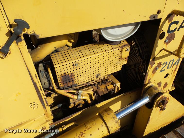 image for item DB0111 1988 Caterpillar D5H LGP dozer