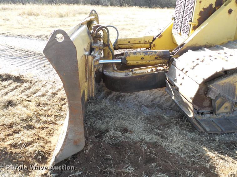 image for item DB0111 1988 Caterpillar D5H LGP dozer
