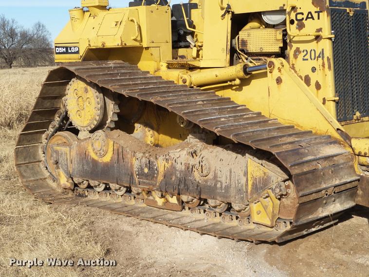 image for item DB0111 1988 Caterpillar D5H LGP dozer
