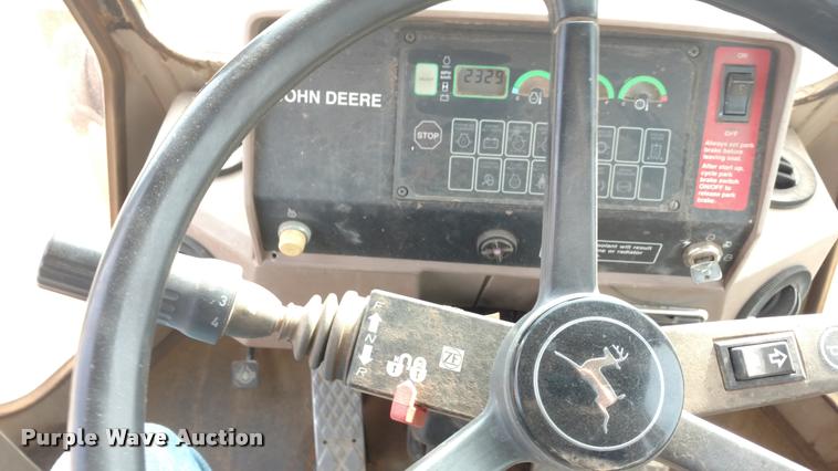image for item DB0806 1993 John Deere 544G wheel loader