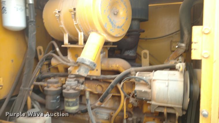 image for item DB0806 1993 John Deere 544G wheel loader