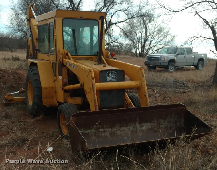 image for item DB0807 1983 John Deere 410 backhoe