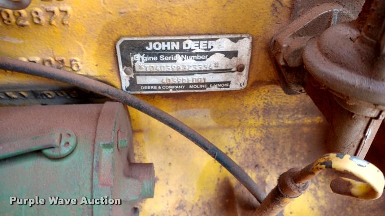 image for item DB0807 1983 John Deere 410 backhoe