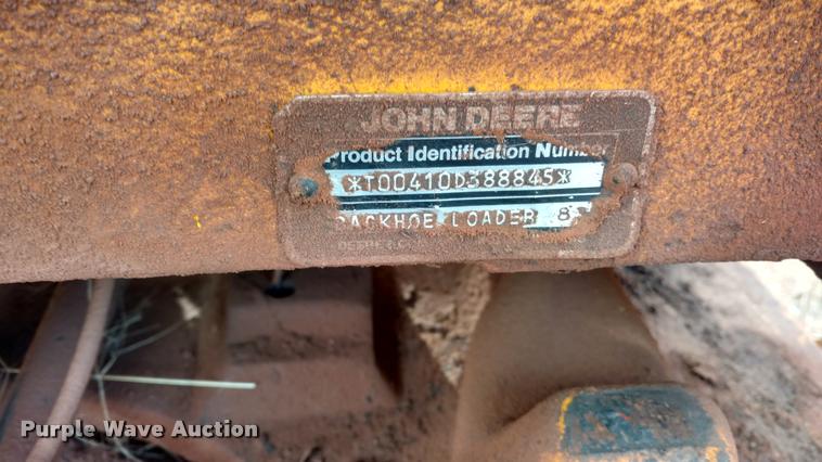 image for item DB0807 1983 John Deere 410 backhoe