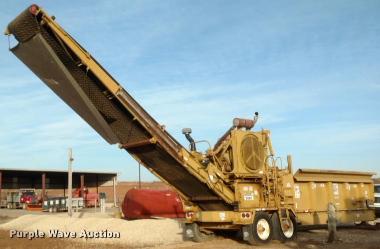 image for item DB0816 2001 Bandit 3680 Beast horizontal recycler / grinder