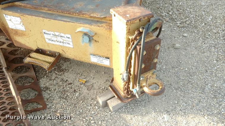 image for item DB0816 2001 Bandit 3680 Beast horizontal recycler / grinder