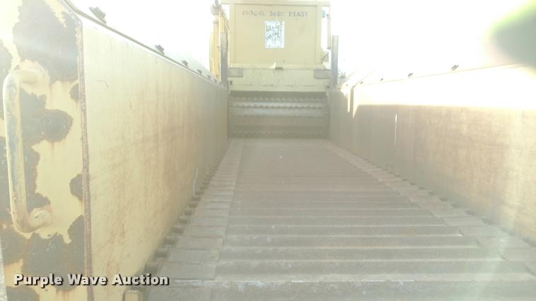 image for item DB0816 2001 Bandit 3680 Beast horizontal recycler / grinder