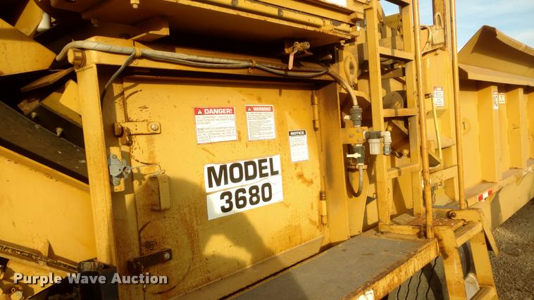 image for item DB0816 2001 Bandit 3680 Beast horizontal recycler / grinder