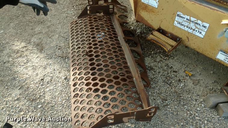 image for item DB0816 2001 Bandit 3680 Beast horizontal recycler / grinder
