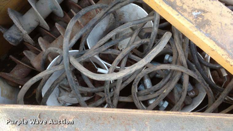 image for item DB0816 2001 Bandit 3680 Beast horizontal recycler / grinder