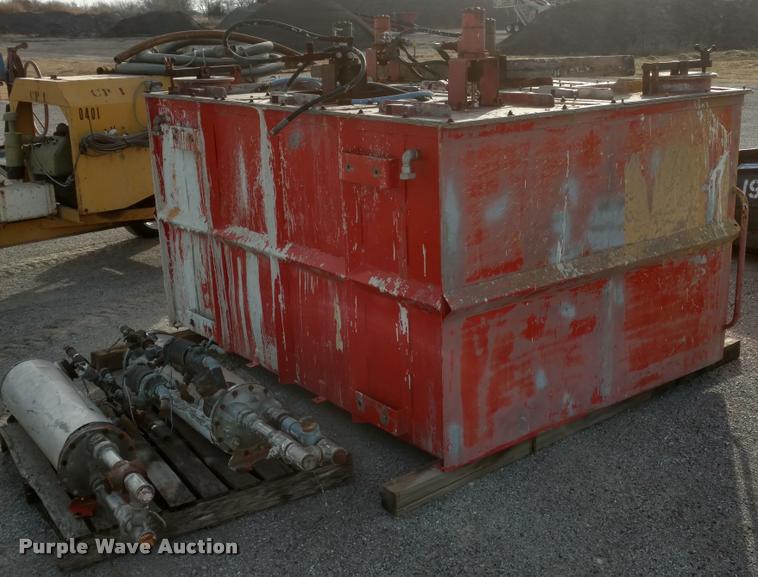 image for item DB0817 1989 Ford CT8000 paint striping truck