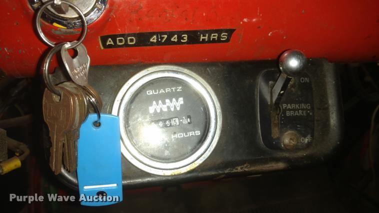 image for item DB0817 1989 Ford CT8000 paint striping truck