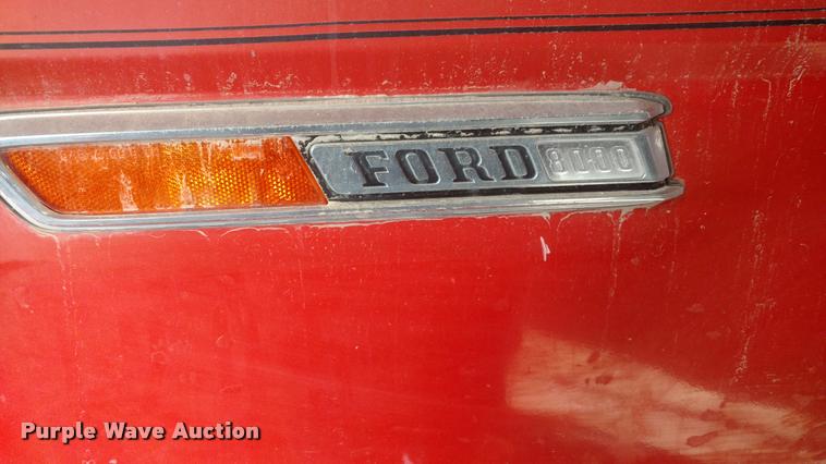 image for item DB0817 1989 Ford CT8000 paint striping truck