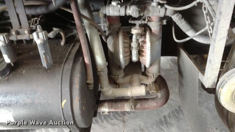 image for item DB0817 1989 Ford CT8000 paint striping truck