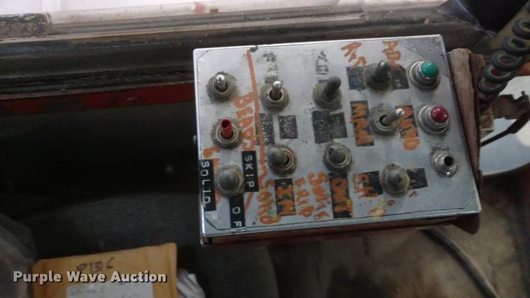 image for item DB0817 1989 Ford CT8000 paint striping truck