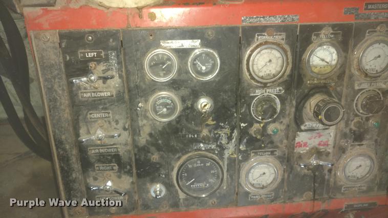 image for item DB0817 1989 Ford CT8000 paint striping truck