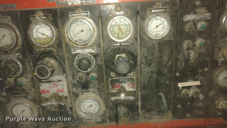 image for item DB0817 1989 Ford CT8000 paint striping truck