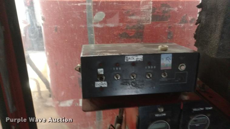 image for item DB0817 1989 Ford CT8000 paint striping truck