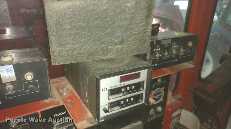 image for item DB0817 1989 Ford CT8000 paint striping truck