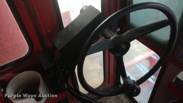 image for item DB0817 1989 Ford CT8000 paint striping truck