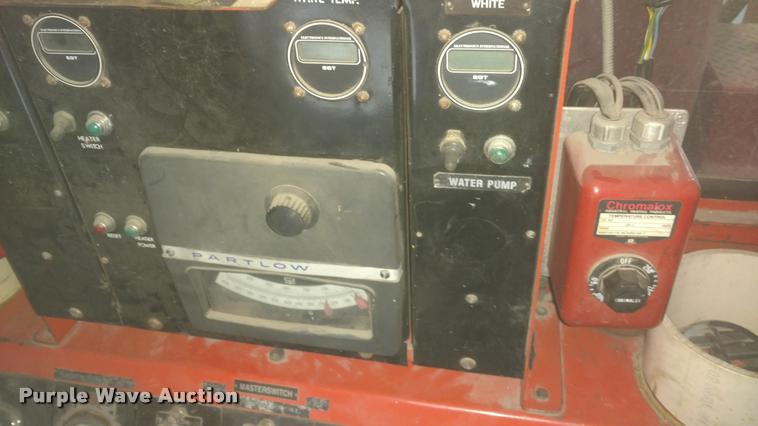 image for item DB0817 1989 Ford CT8000 paint striping truck