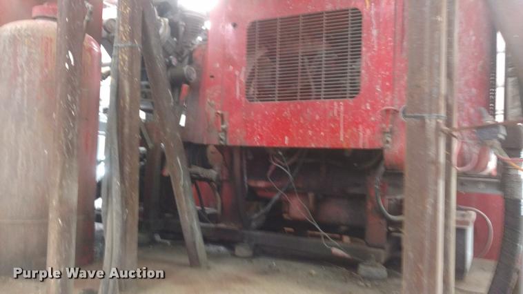 image for item DB0817 1989 Ford CT8000 paint striping truck