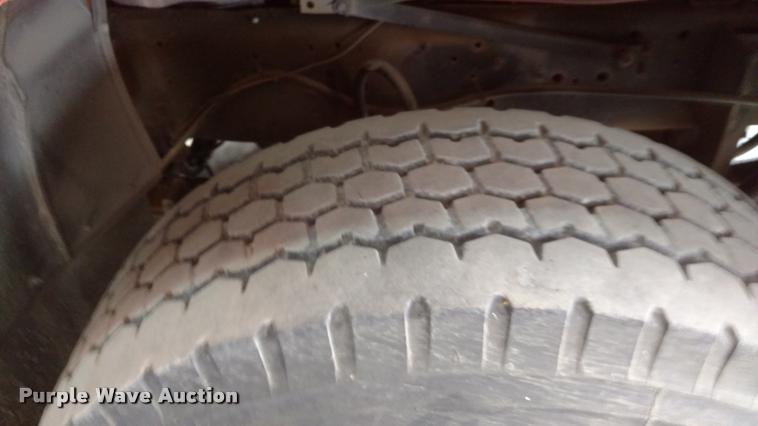 image for item DB0817 1989 Ford CT8000 paint striping truck