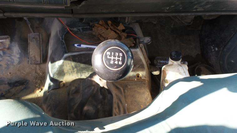 image for item DB2753 2001 GMC C7500 dump flatbed truck