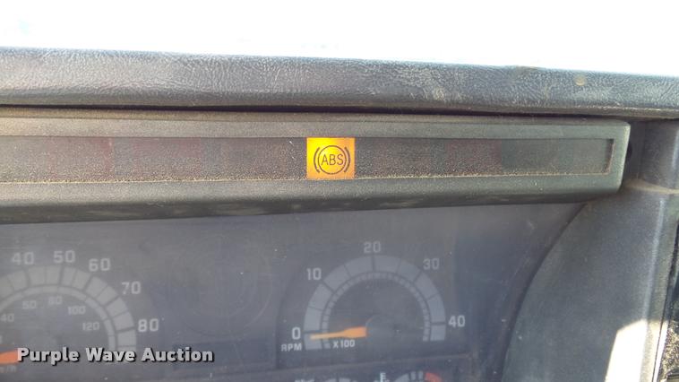 image for item DB2753 2001 GMC C7500 dump flatbed truck