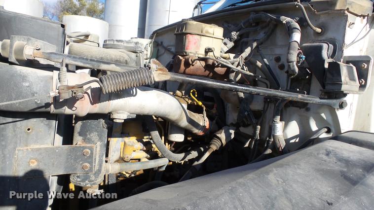 image for item DB2753 2001 GMC C7500 dump flatbed truck