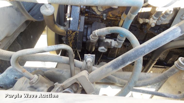 image for item DB2753 2001 GMC C7500 dump flatbed truck