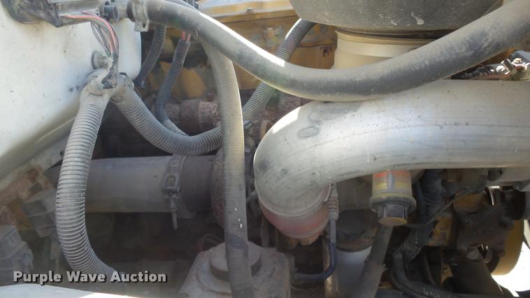 image for item DB2753 2001 GMC C7500 dump flatbed truck